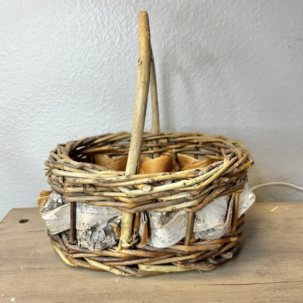 Vintage‎ Rustic Twig & Bark Basket with Handle Cabin Farmhouse Woodland Décor
